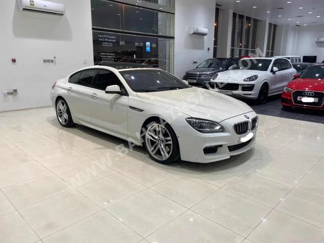 بي ام دبليو  الفئة - السادسة  640i  2015  كوبيه \ سبورت  اتوماتك  6  67,700  دفع خلفي  أبيض  بنزين