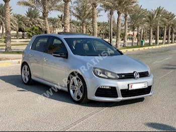 فوكس واغن  غولف  R  2013  هاتشباك  اتوماتك  4  149,300  دفع أمامي  فضي  بنزين