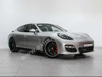 Porsche  Panamera  GTS  2013  Sedan  Automatic  8  39,000  RWD  Silver  Gasoline