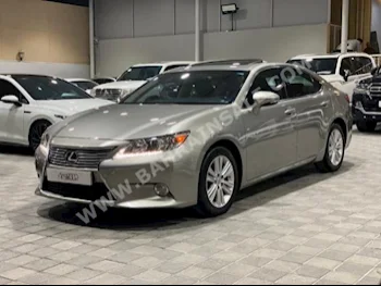لكزس  اي اس  350  2015  سيدان  اتوماتك  6  55,000  دفع خلفي  برونزي  بنزين