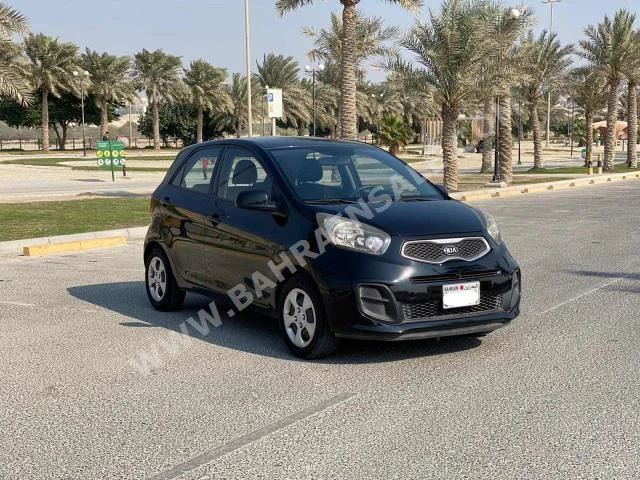 كيا  بكانتو  2015  هاتشباك  اتوماتك  4  96,200  دفع أمامي  أسود  بنزين