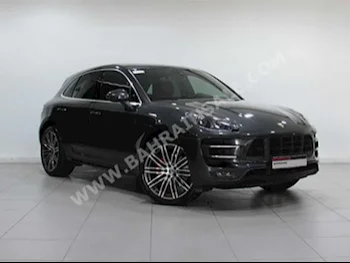 Porsche  Macan  Turbo  2017  SUV  Automatic  8  15,100  RWD  Gasoline