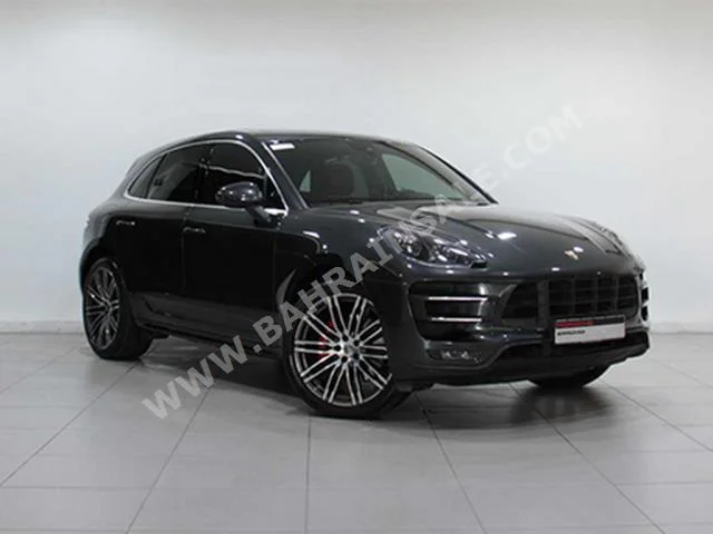 Porsche  Macan  Turbo  2017  SUV  Automatic  8  15,100  RWD  Gasoline