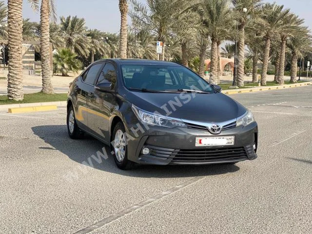تويوتا  كورولا  اكس ال اي  2017  سيدان  اتوماتك  4  68,600  دفع أمامي  رمادي  بنزين