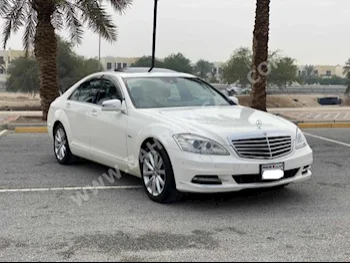 مرسيدس - بنز  اس - كلاس  350  2011  سيدان  اتوماتك  6  163,150  دفع خلفي  أبيض  بنزين