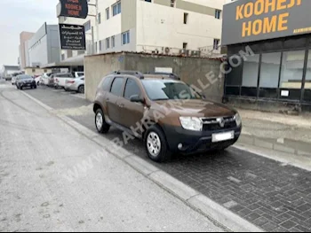 رينو  داستر  2015  اس يو في  اتوماتك  4  102,900  دفع أمامي  بني  بنزين