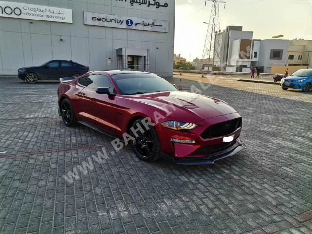 Ford  Mustang  GT  2019  Coupe / Sport  Automatic  8  40,200  RWD  Red  Gasoline