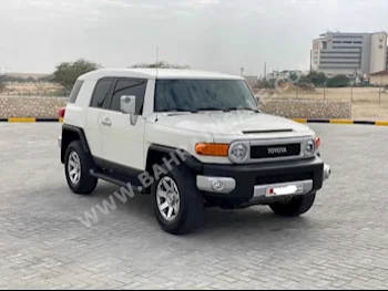تويوتا  إف جي كروزر  2022  اس يو في  اتوماتك  6  6,000  دفع رباعي  أبيض  بنزين
