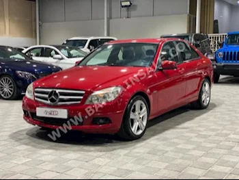مرسيدس - بنز  سي - كلاس  200  2011  سيدان  اتوماتك  4  240,000  دفع خلفي  أحمر  بنزين