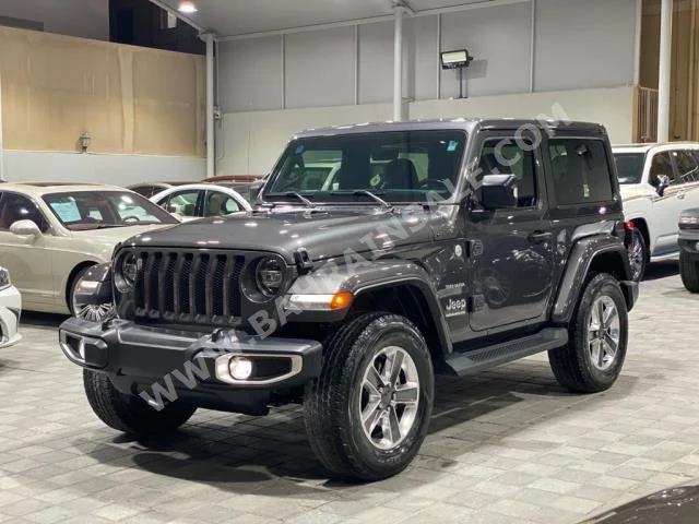 جييب  رانجلار  صحارى  2019  اس يو في  اتوماتك  6  60,000  دفع رباعي  رمادي  بنزين
