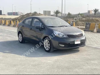 كيا  ريو  2013  سيدان  اتوماتك  4  158,800  دفع أمامي  رمادي  بنزين