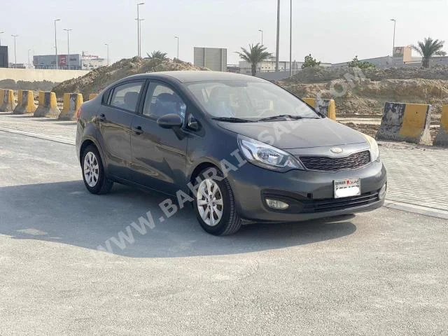 كيا  ريو  2013  سيدان  اتوماتك  4  158,800  دفع أمامي  رمادي  بنزين