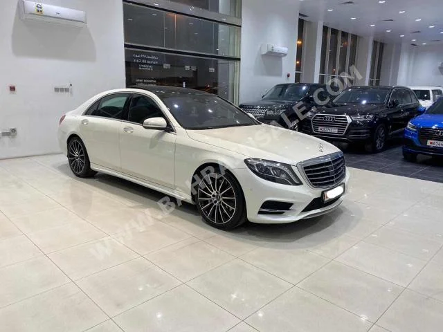 Mercedes-Benz  S-Class  400  2016  Sedan  Automatic  6  134,000  RWD  White  Gasoline