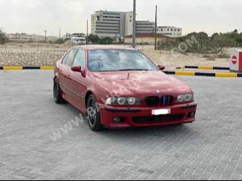 بي ام دبليو  الفئة - ام  5  2002  سيدان  عادي  8  162,750  دفع خلفي  أحمر  بنزين