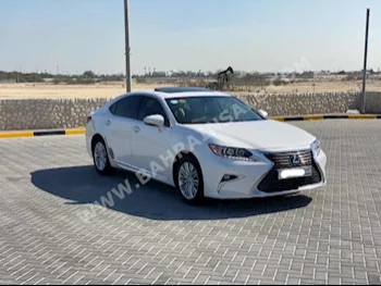 لكزس  اي اس  350  2016  سيدان  اتوماتك  6  86,600  دفع خلفي  أبيض  بنزين