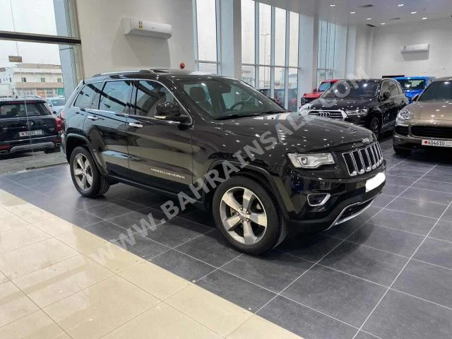 Jeep  Grand Cherokee  Limited  2014  SUV  Automatic  8  206,900  4WD  Black  Gasoline