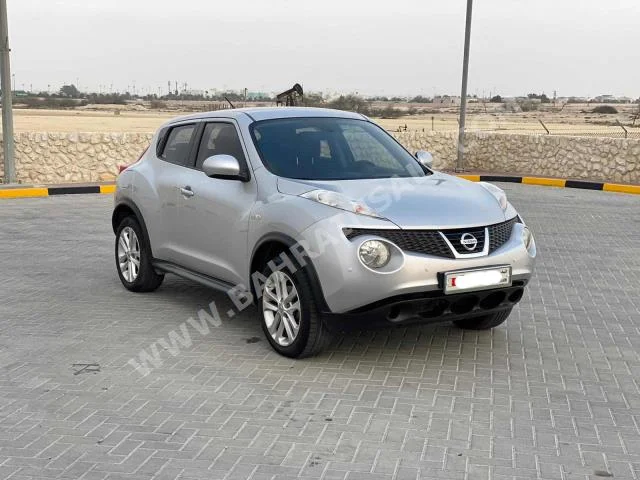 نيسان  جوك  2014  هاتشباك  اتوماتك  4  43,900  دفع أمامي  فضي  بنزين