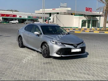 تويوتا  كامري  أل اي  2019  سيدان  اتوماتك  4  128,300  دفع أمامي  فضي  بنزين