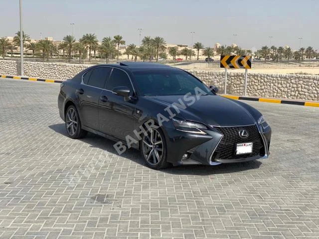 لكزس  جي اس  350  2017  سيدان  اتوماتك  6  108,400  دفع خلفي  رمادي  بنزين