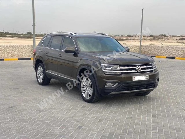 Volkswagen  Eos  2019  SUV  Automatic  6  48,000  AWD  Brown  Gasoline