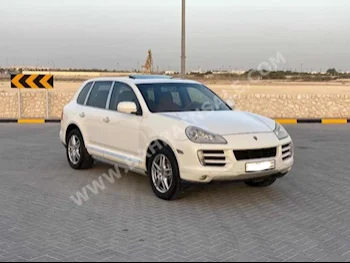 بورش  كيان  اس  2008  اس يو في  اتوماتك  8  167,100  دفع كلي مستمر  أبيض  بنزين