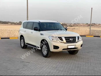 نيسان  باترول  أكس أي  2019  اس يو في  اتوماتك  6  119,200  دفع خلفي  أبيض  بنزين