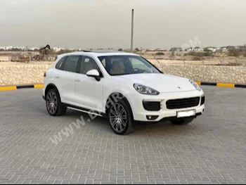 بورش  كيان  2016  اس يو في  اتوماتك  6  90,650  دفع كلي مستمر  أبيض  بنزين