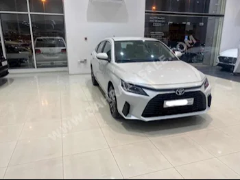 تويوتا  ياريس  2022  سيدان  اتوماتك  4  10  دفع أمامي  أبيض لؤلؤي  بنزين
