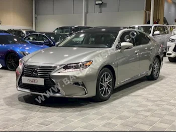لكزس  اي اس  350  2015  سيدان  اتوماتك  6  90,000  دفع أمامي  سونيك تايتينيم  بنزين