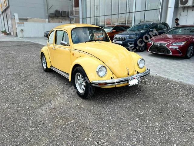 Volkswagen  Beetle  1996  Classic  Manual  4  30,000  RWD  Yellow  Gasoline