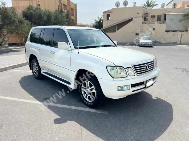 لكزس  ال اكس  470  2004  اس يو في  اتوماتك  8  235,850  دفع كلي مستمر  أبيض  بنزين