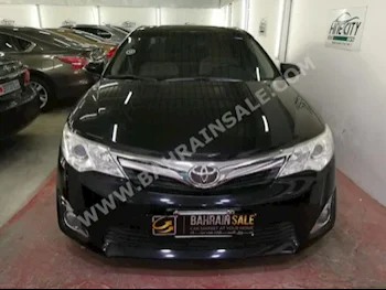تويوتا  كامري  جي ال اكس  2014  سيدان  اتوماتك  4  80,000  دفع أمامي  أسود  بنزين