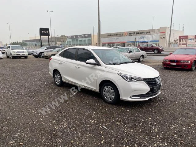 شيري  ايه 520  2020  سيدان  اتوماتك  4  41,950  دفع أمامي  أبيض  بنزين