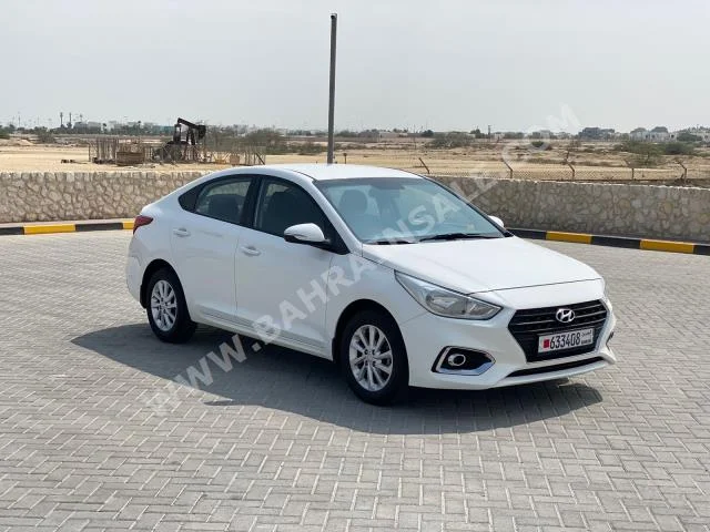 هيونداي  اكسنت  1.6  2019  سيدان  اتوماتك  4  57,400  دفع أمامي  أبيض  بنزين