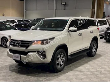 Toyota  Fortuner  2020  SUV  Automatic  4  28,000  4WD  White  Gasoline