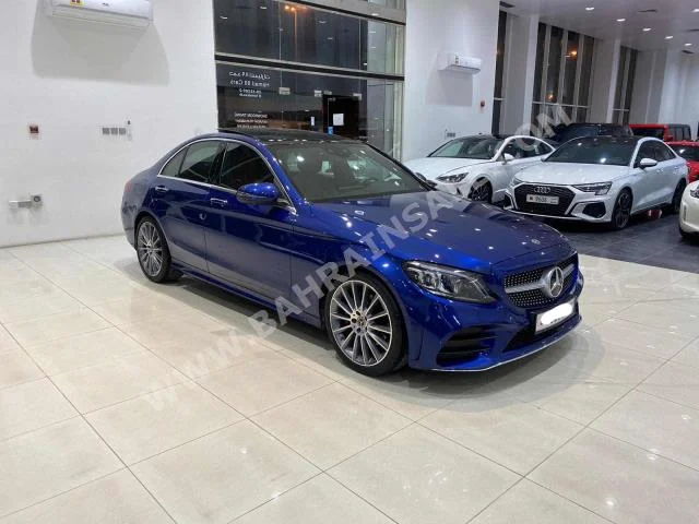 Mercedes-Benz  C-Class  200  2019  Sedan  Automatic  4  32,900  AWD  Blue  Gasoline
