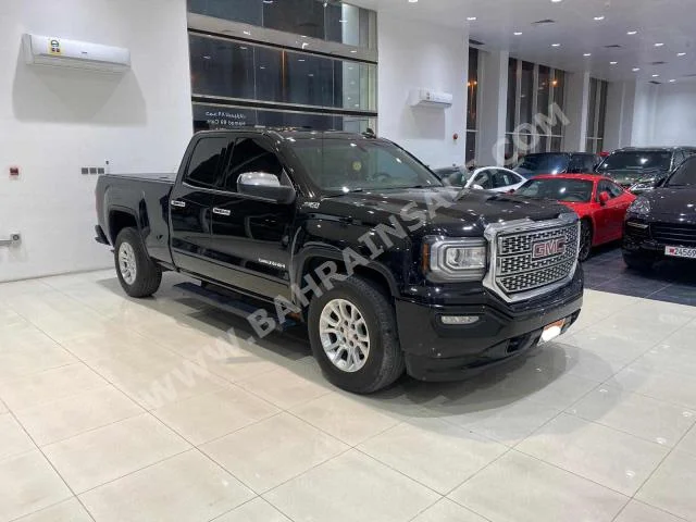 GMC  Sierra  Z71  2016  Pick Up  Automatic  8  115,850  4WD  Black  Gasoline