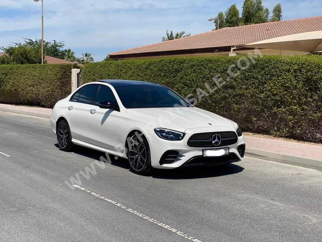 Mercedes-Benz  E-Class  300  2022  Sedan  Automatic  4  1,800  AWD  White  Gasoline