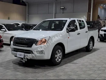 Isuzu  D-Max  2022  Pick Up  Manual  4  30,000  4WD  White  Diesel