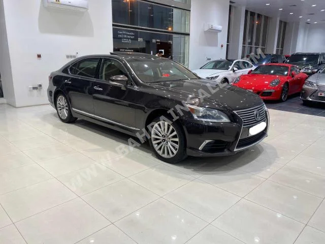لكزس  ال اس  460 L  2013  سيدان  اتوماتك  8  200,200  دفع كلي مستمر  بني  بنزين