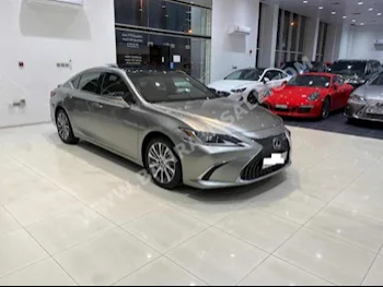 لكزس  اي اس  350  2019  سيدان  اتوماتك  6  29,500  دفع كلي مستمر  فضي  بنزين