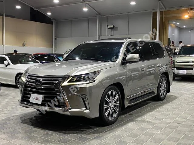 Lexus  LX  570  2016  SUV  Automatic  8  77,000  4WD  Bronze  Gasoline