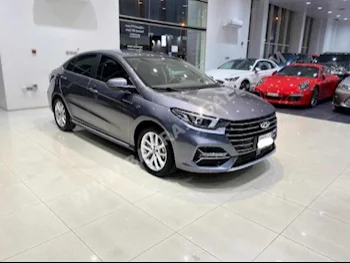 شيري  شيري  2022  سيدان  اتوماتك  4  2,700  دفع أمامي  رمادي  بنزين