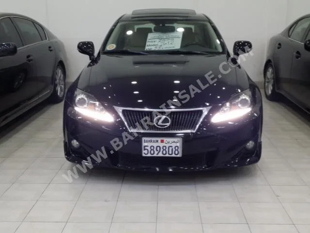 Lexus  IS  300  2012  Sedan  Automatic  6  58,000  RWD  Black  Gasoline
