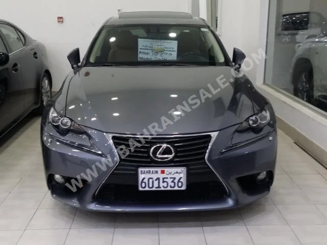 Lexus  IS  350  2014  Sedan  Automatic  6  88,000  RWD  Gray  Gasoline