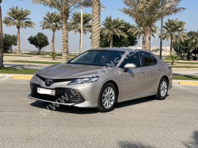 تويوتا  كامري  أل اي  2019  سيدان  اتوماتك  4  90,500  دفع أمامي  بيج  بنزين