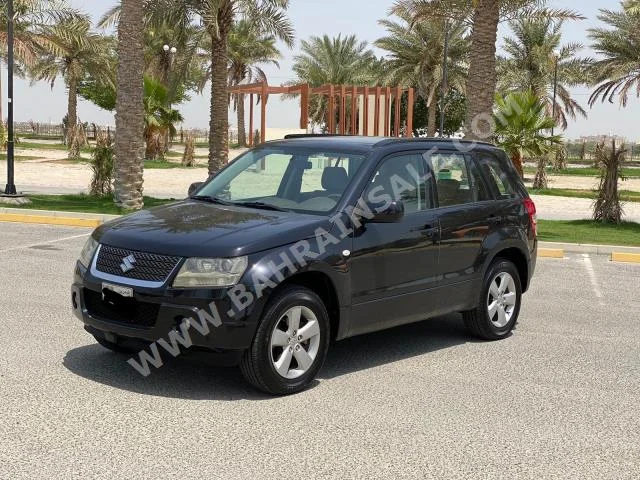 سوزوكي  فيتارا  2012  اس يو في  اتوماتك  4  227,000  دفع أمامي  أسود  بنزين