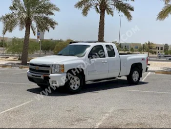 شفروليه  سلفرادو  2012  بيكب  اتوماتك  8  234,200  دفع خلفي  أبيض  بنزين