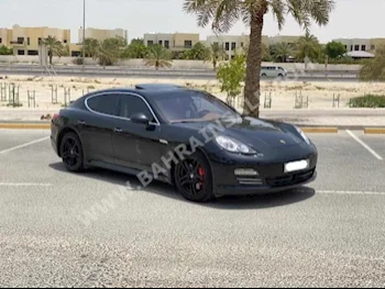 بورش  بانميرا  4S  2010  سيدان  اتوماتك  8  117,100  دفع خلفي  أسود  بنزين
