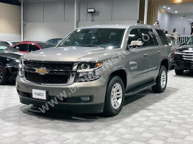 Chevrolet  Tahoe  2017  SUV  Automatic  8  100,000  4WD  Brown  Gasoline